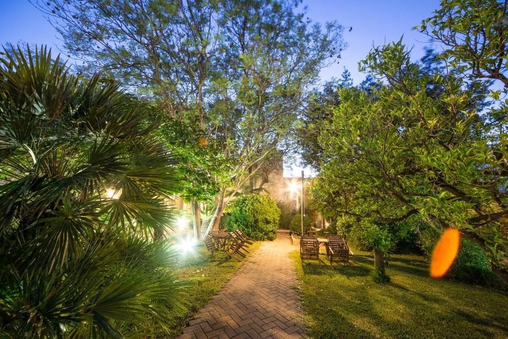 לינה וארוחת בוקר טביאנו Giardino Nascosto מראה חיצוני תמונה